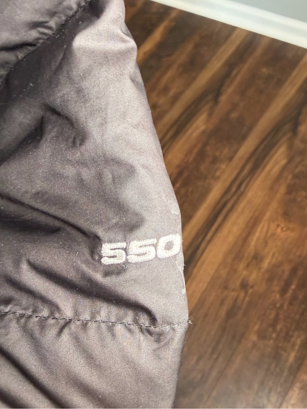 The North Face 550 Down Puffer - Picture 8 of 11